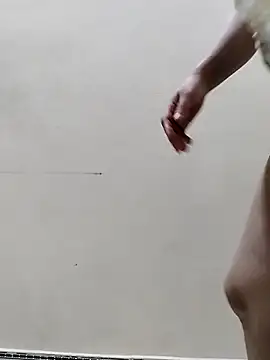 love sexy090 online show from April 20, 2026, 11:39 pm