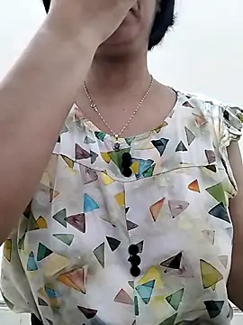 love sexy090 online show from April 21, 2026, 3:57 am