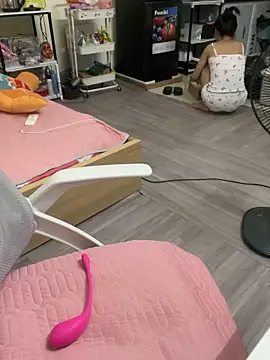 Mina048 online show from September 28, 2025, 6:19 am