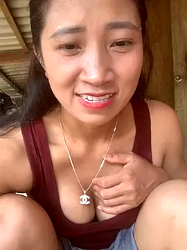 ThiHa003 online show from September 19, 2025, 9:00 am