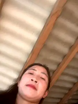 ThiHa003 online show from October 10, 2025, 9:52 am