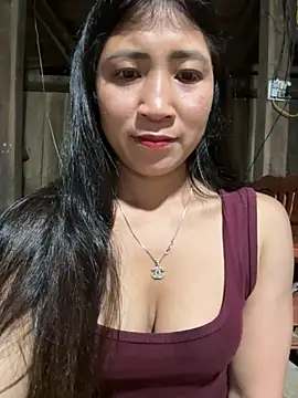 ThiHa003 online show from April 23, 2026, 1:57 pm