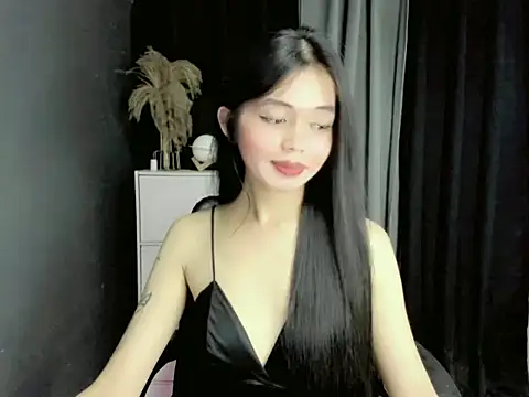 LexiLove online show from December 2, 2025, 2:12 pm