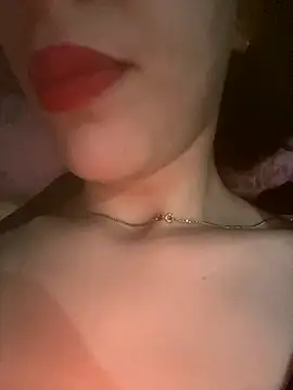 Mimisixo online show from November 2, 2025, 3:14 pm