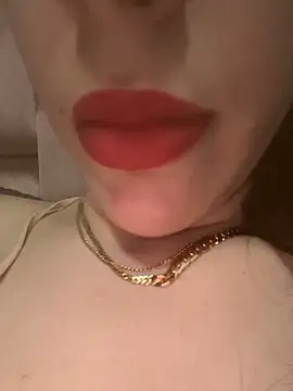 Mimisixo online show from April 20, 2026, 10:33 pm