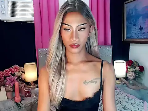 sassylatina online show from March 21, 2026, 6:22 pm