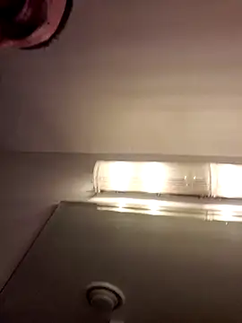 Cnutt310 online show from November 8, 2025, 5:18 am