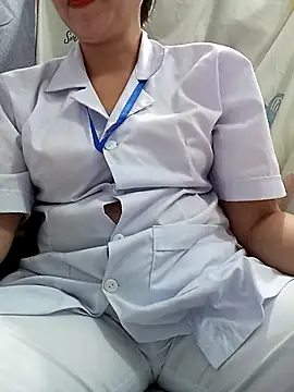 Ariana-Vy online show from April 21, 2026, 2:26 am