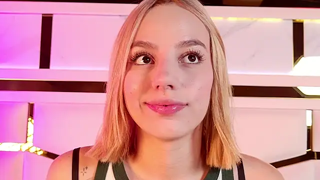 ambar rosse25 online show from November 28, 2025, 11:35 am