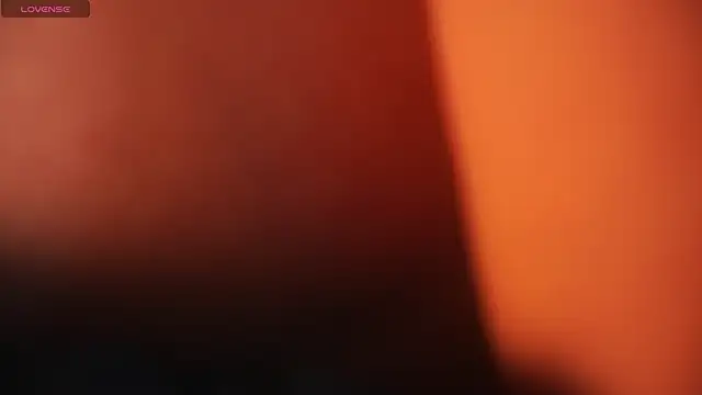 ambar rosse25 online show from February 4, 2026, 11:38 am