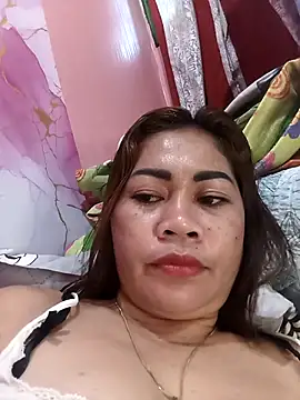 sexybitch 02 online show from March 27, 2026, 8:26 am