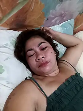 sexybitch 02 online show from April 21, 2026, 5:17 pm