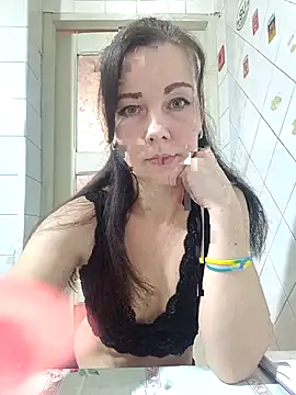 Snapshot of Adeline3302 chatting on March 12, 2026, 7:31 pm Adeline3302 online show from March 12, 2026, 7:31 pm
