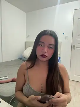 urasianlady online show from October 11, 2025, 4:55 am