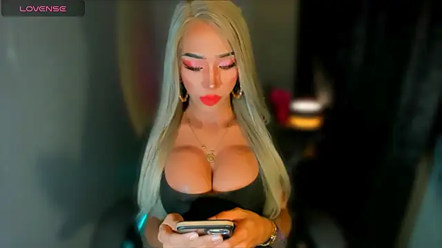 AiraCumSlut online show from May 20, 2026, 12:39 am