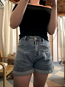 Meii-meyy online show from October 17, 2025, 4:53 pm