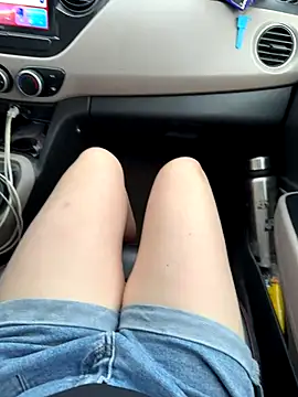 Meii-meyy online show from December 5, 2025, 8:56 am