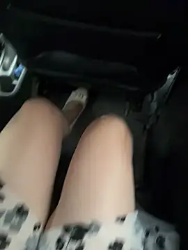 Meii-meyy online show from April 8, 2026, 10:37 am