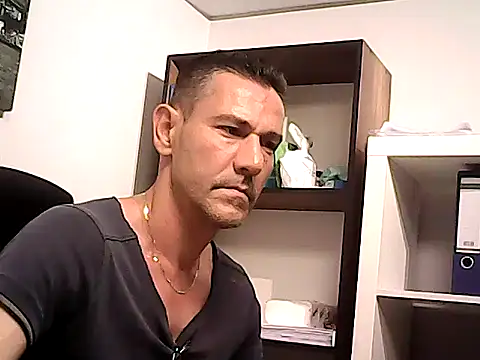 Snapshot of mastercharisma35 chatting on May 23, 2026, 11:47 am mastercharisma35 online show from May 23, 2026, 11:47 am