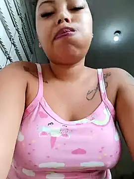 Naomi-Summer online show from December 5, 2025, 1:31 pm