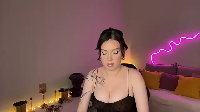 Snapshot of mistress_of_hearts chatting on May 25, 2026, 7:09 pm mistress of hearts online show from May 25, 2026, 7:09 pm