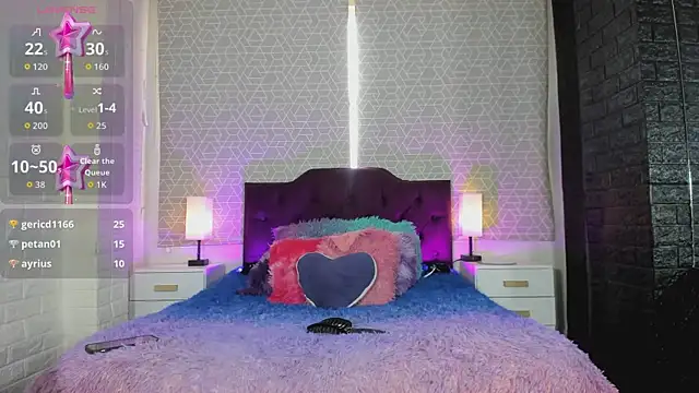 Snapshot of Zamara_Kleii chatting on September 28, 2025, 4:45 pm Zamara Kleii online show from September 28, 2025, 4:45 pm