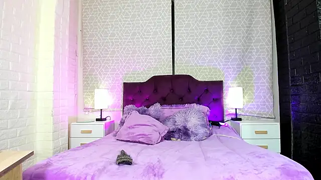 Zamara Kleii online show from January 6, 2026, 3:54 am