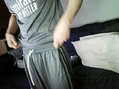 boyhigh1997 online show from March 20, 2026, 10:31 am