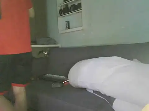 boyhigh1997 online show from April 21, 2026, 6:34 pm