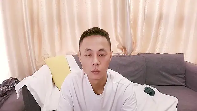 Tsia-Die online show from September 22, 2025, 4:58 am