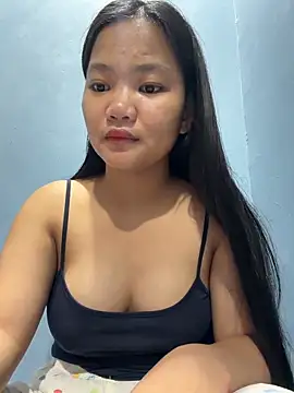 Snapshot of princess_janine chatting on June 17, 2026, 10:39 am princess janine online show from June 17, 2026, 10:39 am