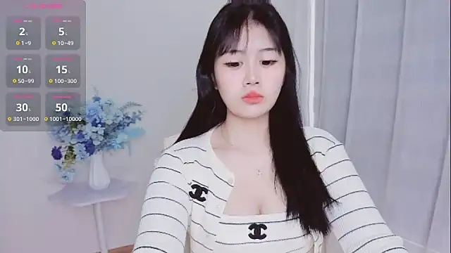 -Rose-Lucky- online show from October 16, 2025, 11:50 pm