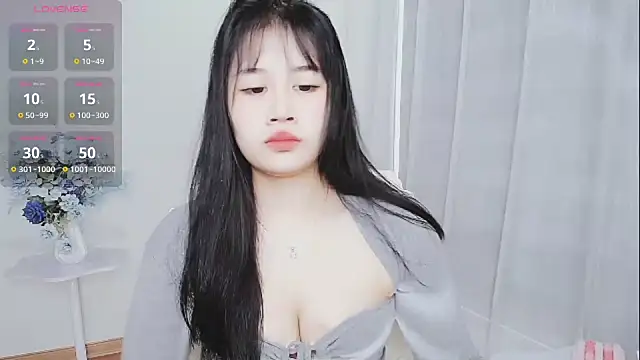 -Rose-Lucky- online show from November 1, 2025, 1:18 am