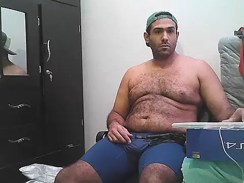 morenocabro10 online show from October 6, 2025, 9:45 pm