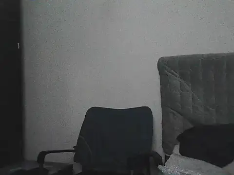 morenocabro10 online show from October 11, 2025, 8:07 pm