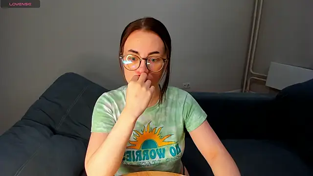MewStella online show from June 6, 2026, 7:29 pm