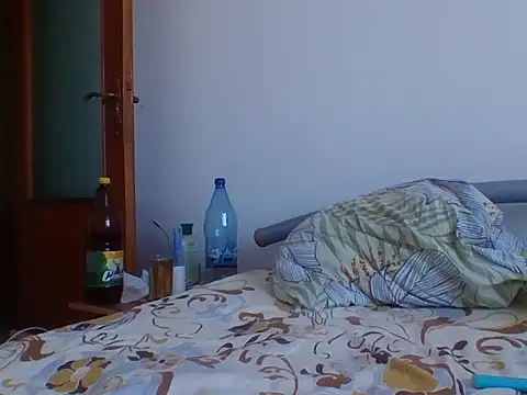 hugecock4u1990 online show from October 31, 2025, 11:55 am