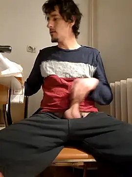 hugecock4u1990 online show from March 1, 2026, 4:36 am