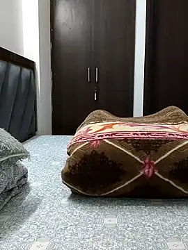 sweetpj online show from October 11, 2025, 5:44 pm