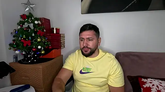 Gold Alpha Boy online show from December 2, 2025, 11:26 am