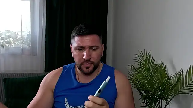 Snapshot of Gold_Alpha_Boy chatting on May 26, 2026, 1:29 pm Gold Alpha Boy online show from May 26, 2026, 1:29 pm