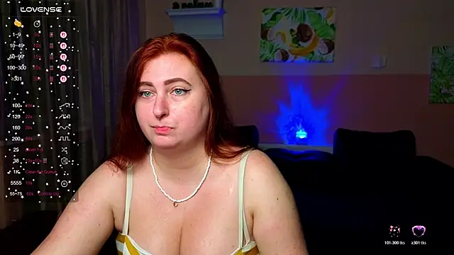 Snapshot of Alicia_love00 chatting on August 3, 2026, 5:28 am Alicia love00 online show from August 3, 2026, 5:28 am