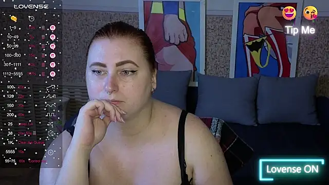 Snapshot of Alicia_love00 chatting on August 4, 2026, 5:21 am Alicia love00 online show from August 4, 2026, 5:21 am