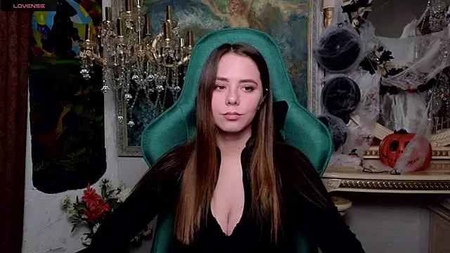 IvoryWood  online show from October 26, 2025, 11:27 am