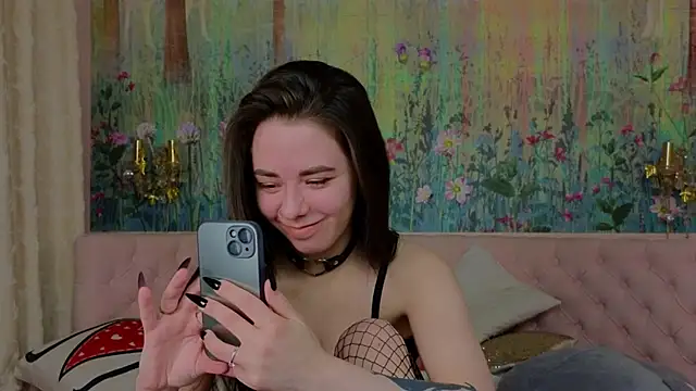 IvoryWood  online show from March 19, 2026, 5:17 pm