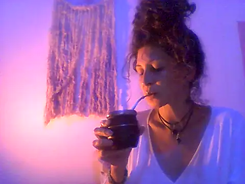 Snapshot of Bebita-zmp chatting on July 4, 2026, 1:12 am Bebita-zmp online show from July 4, 2026, 1:12 am