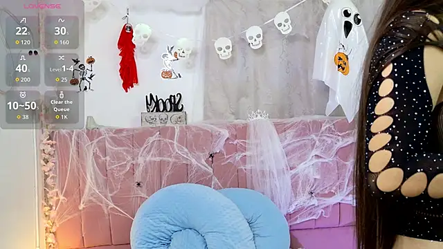 sukilove18 online show from October 17, 2025, 11:18 pm