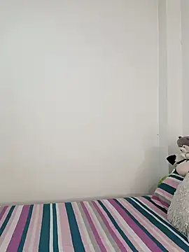 Isabella5 Brown  online show from September 10, 2025, 7:03 pm