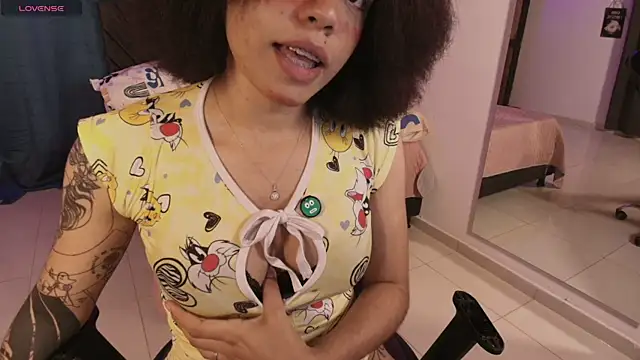 kitty aikooo online show from April 12, 2026, 8:25 pm