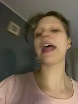 Lunliss online show from September 23, 2025, 4:10 pm